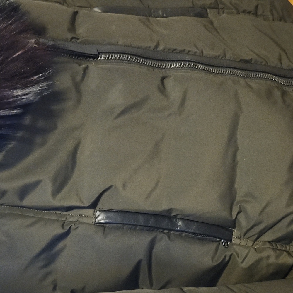 Mackage ADALI down coat Large - Picture 4 of 4